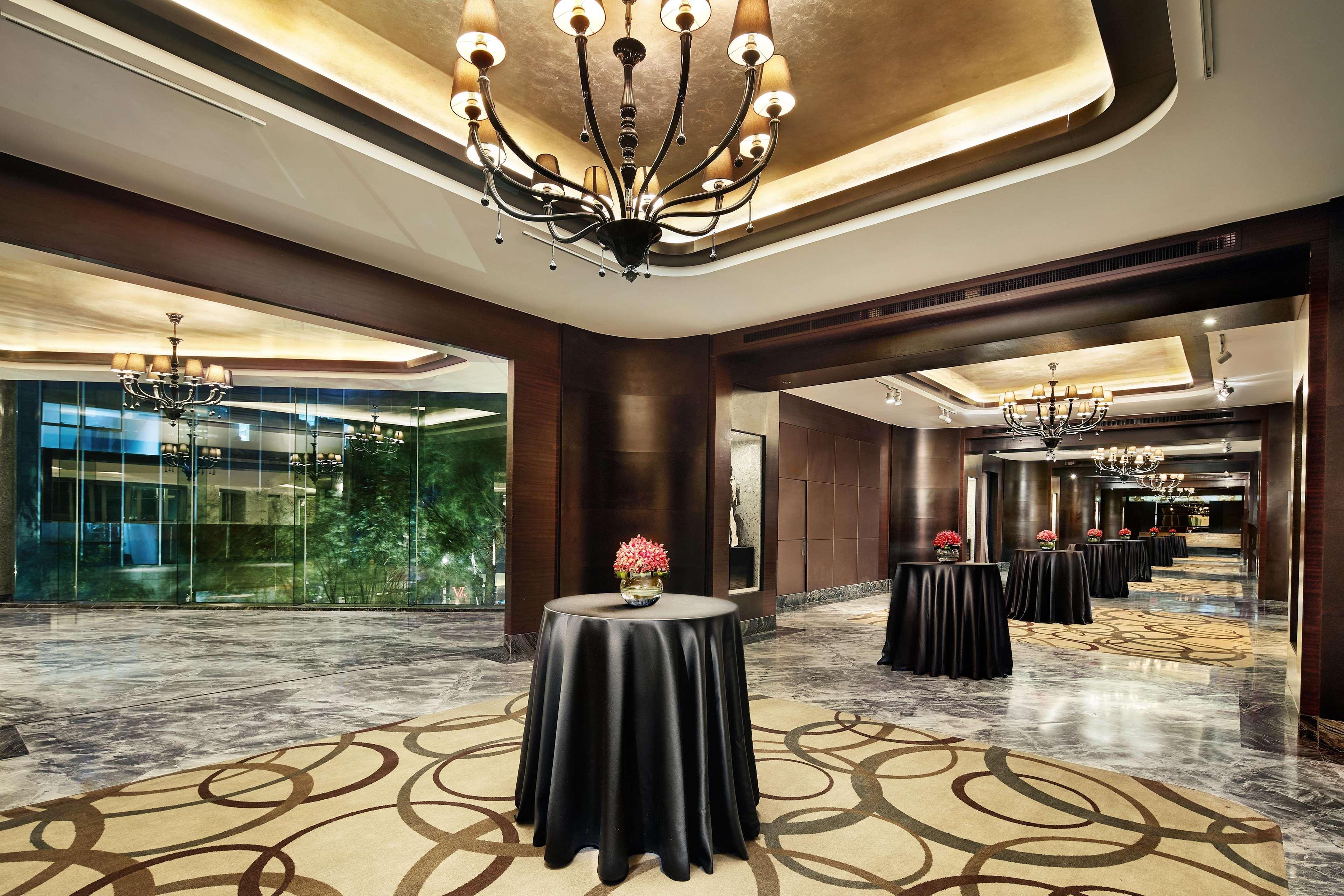 Hilton Shanghai Hongqiao Exterior foto