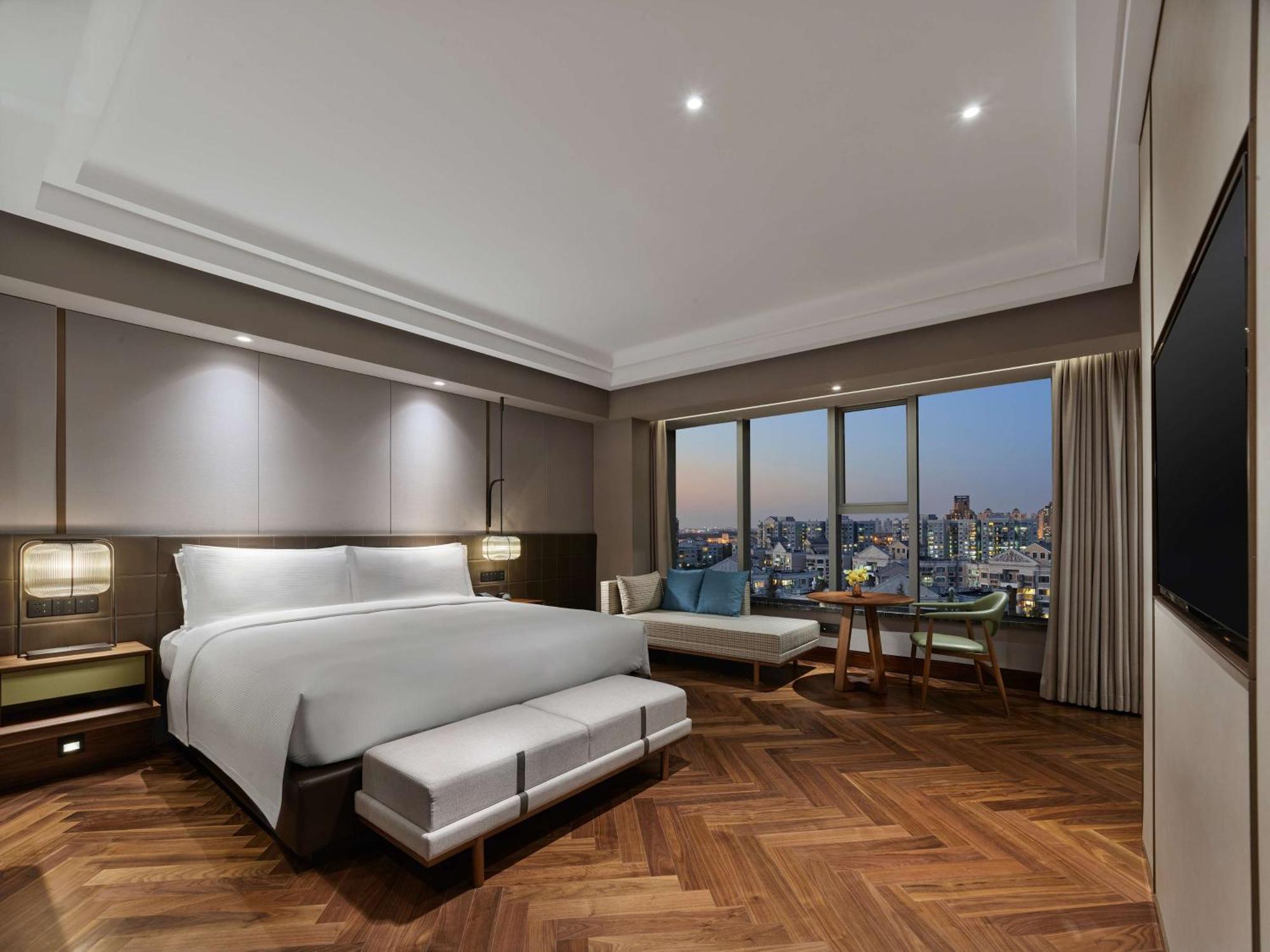 Hilton Shanghai Hongqiao Exterior foto